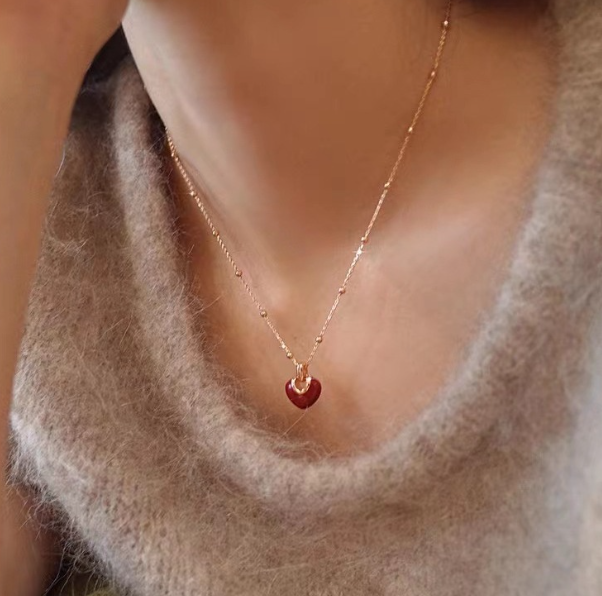 [MonoGleam] Red Heart Titanium Pendant Necklaces